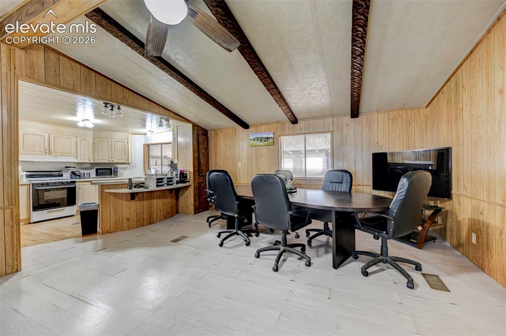 Image 6 of 42: Office