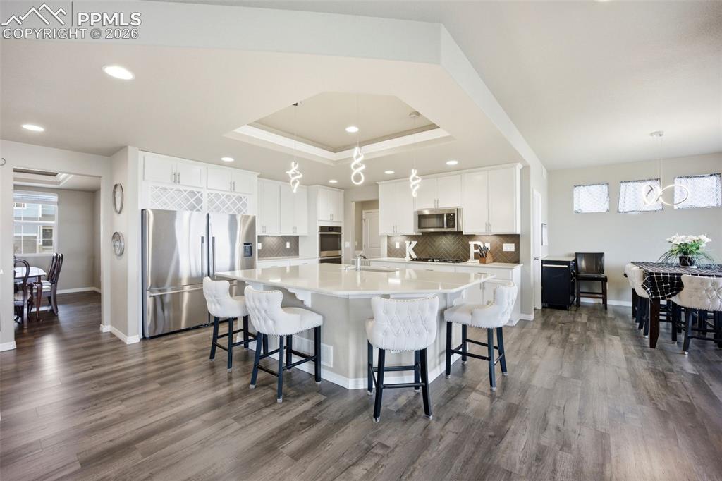 Image 13 of 46: Kitchen