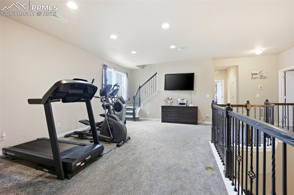 Image 21 of 46: Loft