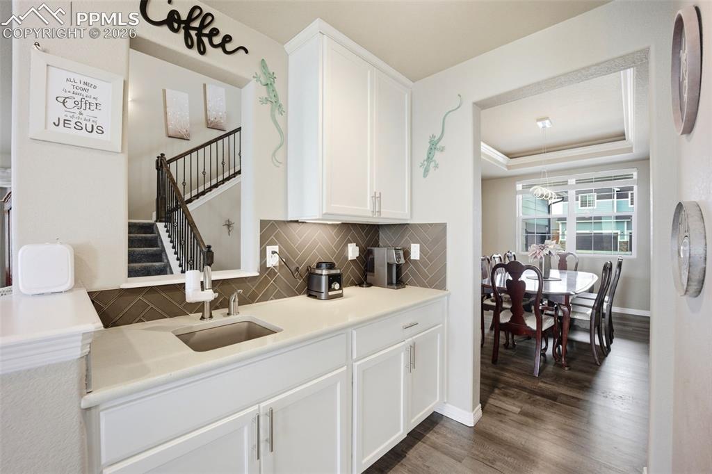 Image 7 of 46: Kitchen