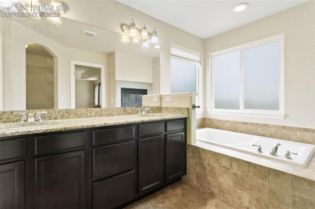 Image 25 of 48: Master Bathroom
