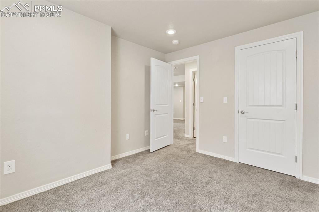 Image 42 of 48: Bedroom