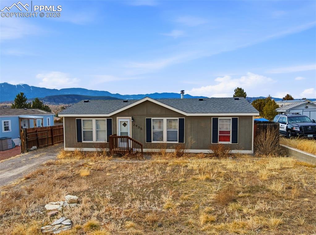 Image 32 of 39: No Description Available