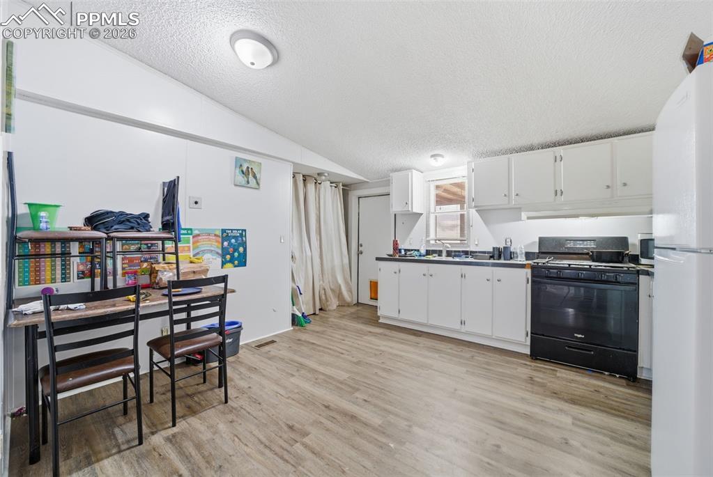 Image 7 of 39: No Description Available