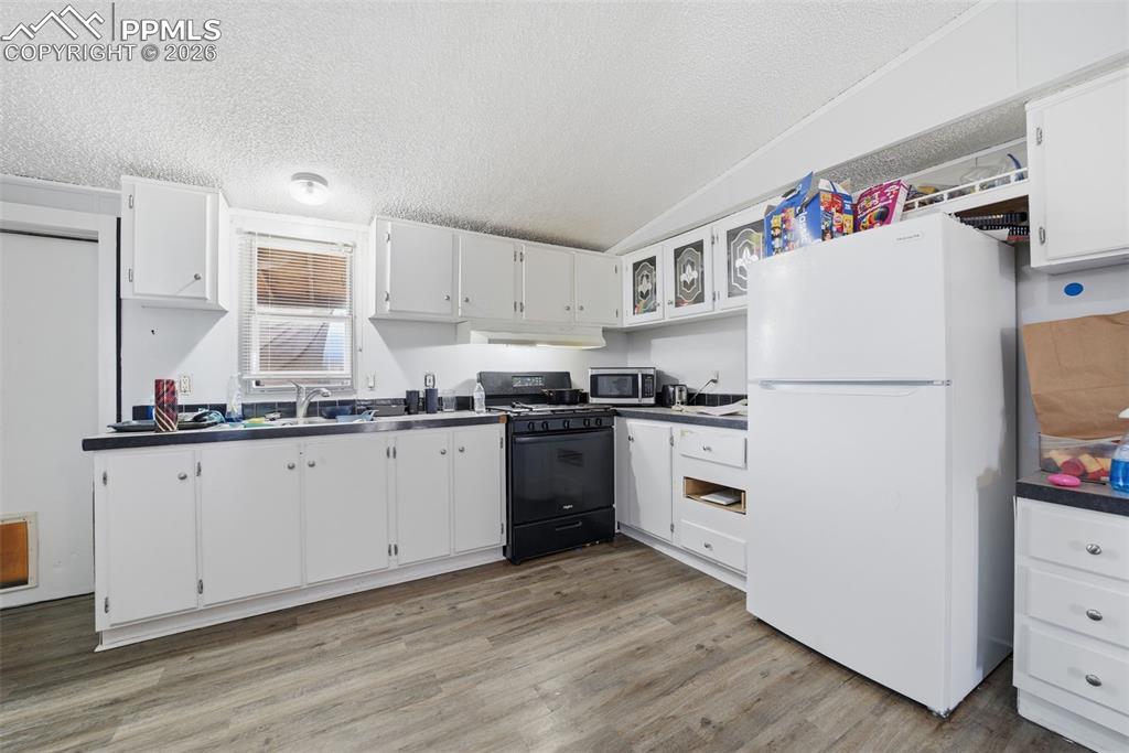 Image 8 of 39: No Description Available