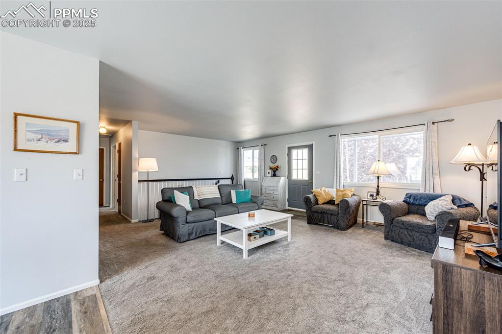 Image 8 of 33: Living Room