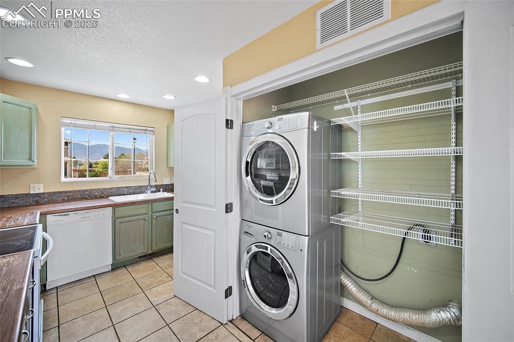 Image 18 of 49: No Description Available