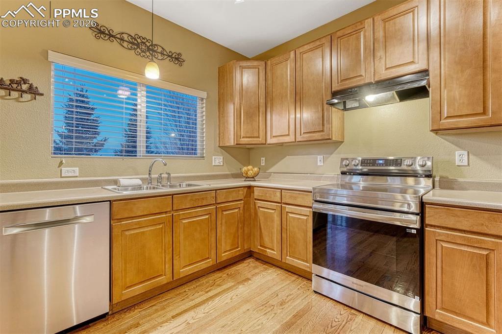 Image 27 of 46: Stainless steel appliances and oven/range has air-fryer, convection, and ro