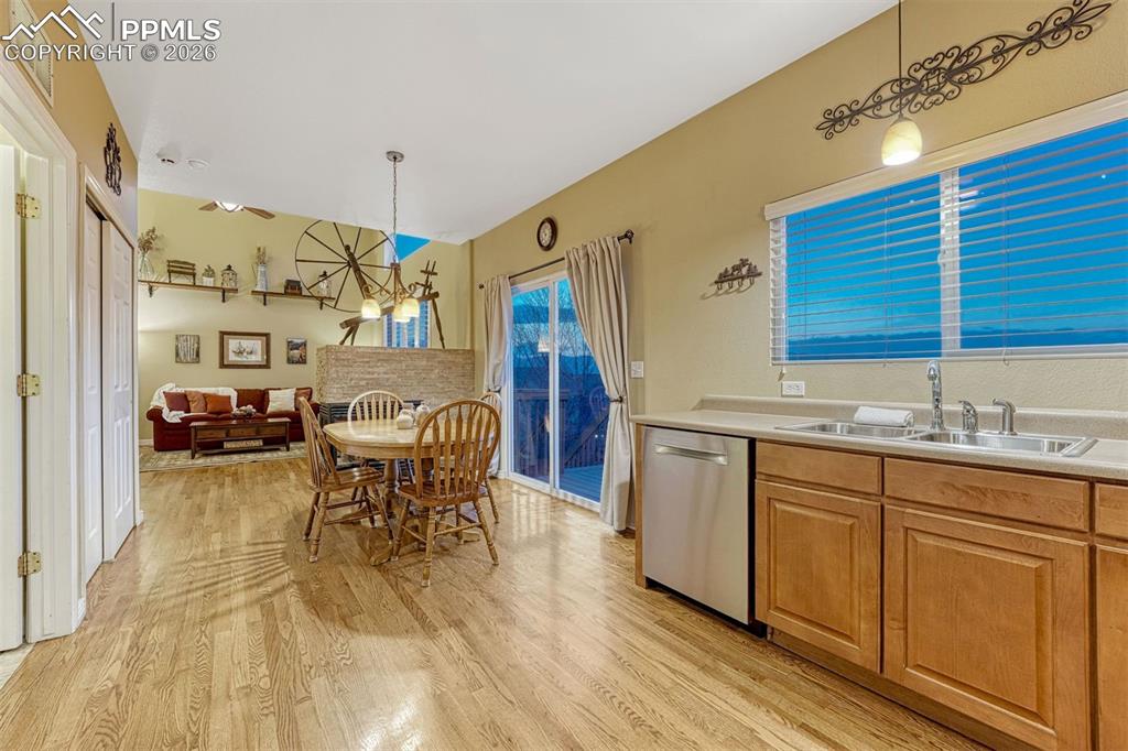 Image 29 of 46: Large pantry and walk out onto deck