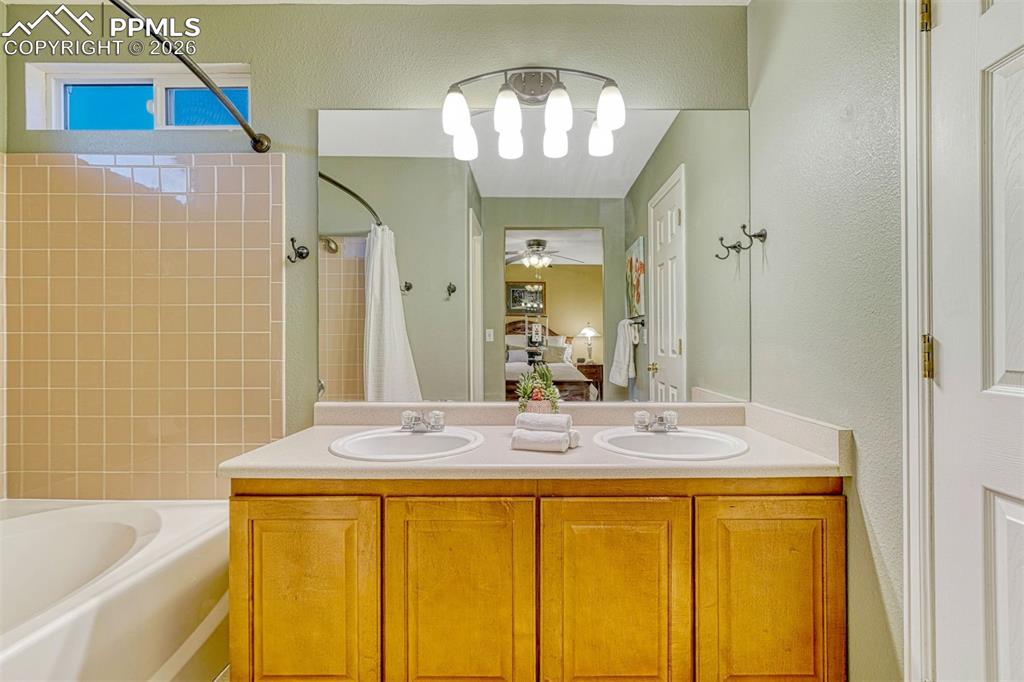 Image 34 of 46: Master Bathroom