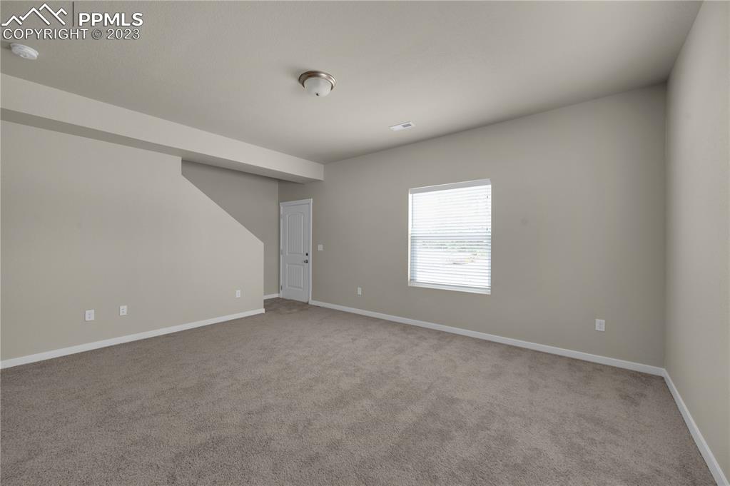 Listing 8448696, Image 7 of 23