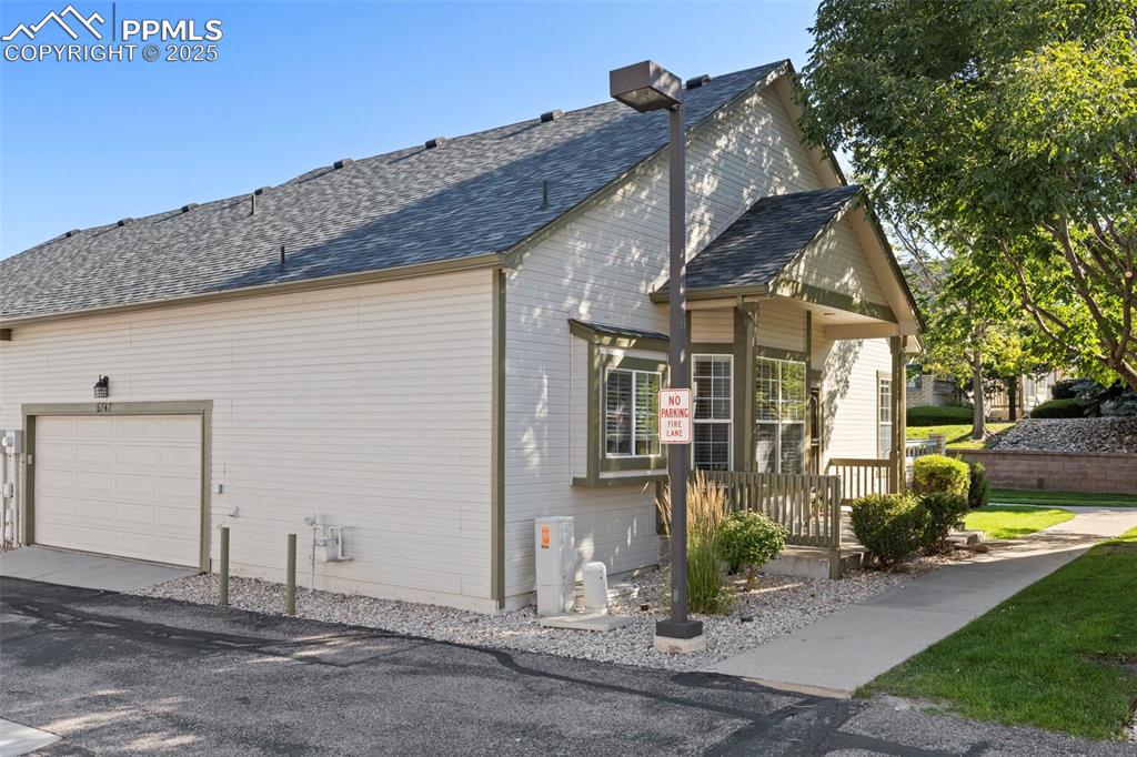 Image 32 of 32: Side of Structure