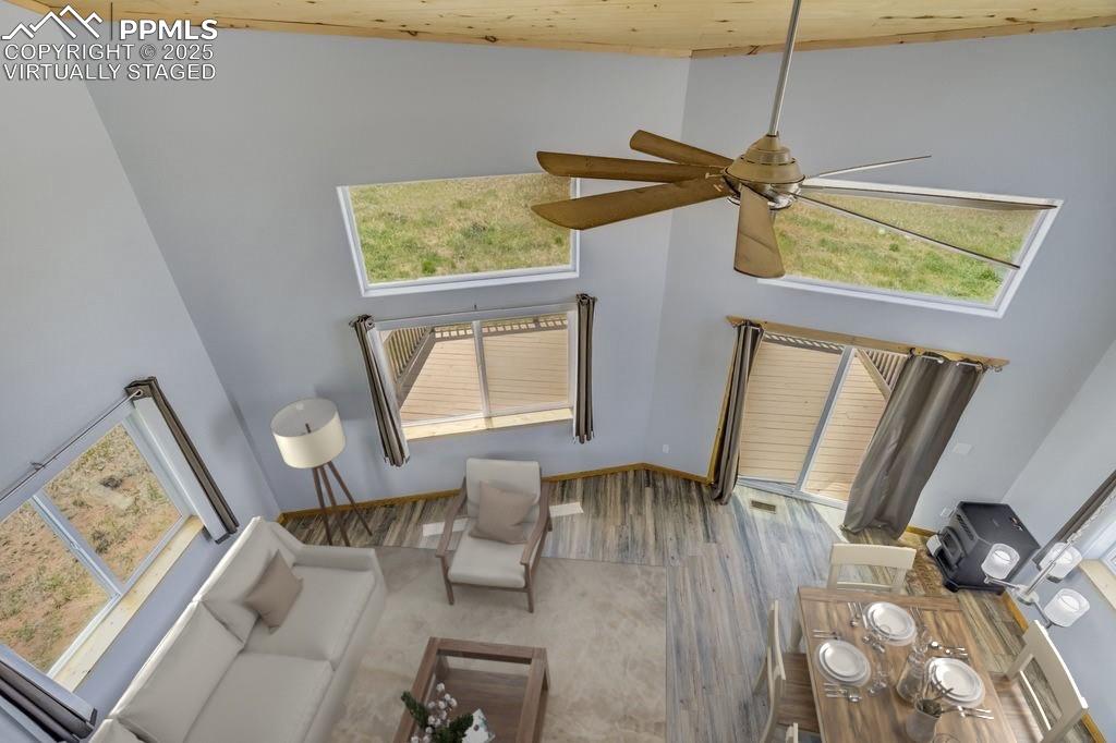 Image 14 of 39: Virtually Staged