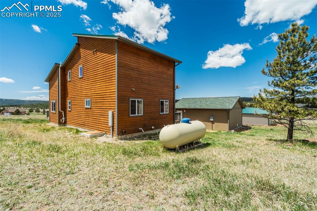 Image 33 of 39: Side of Structure