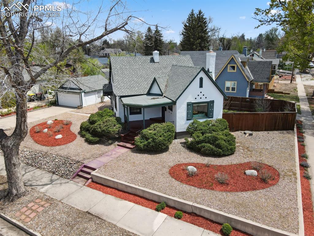 Image 35 of 40: Front of Structure