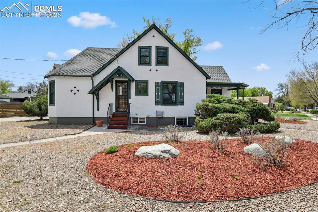 Image 36 of 40: Front of Structure