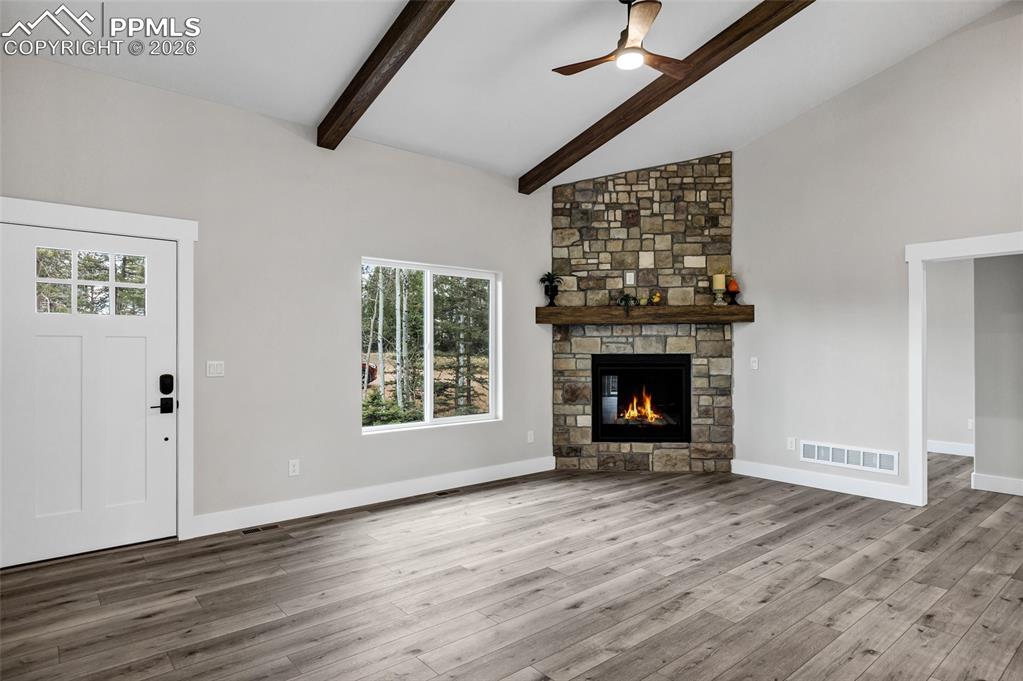 Image 7 of 41: Floor Plan