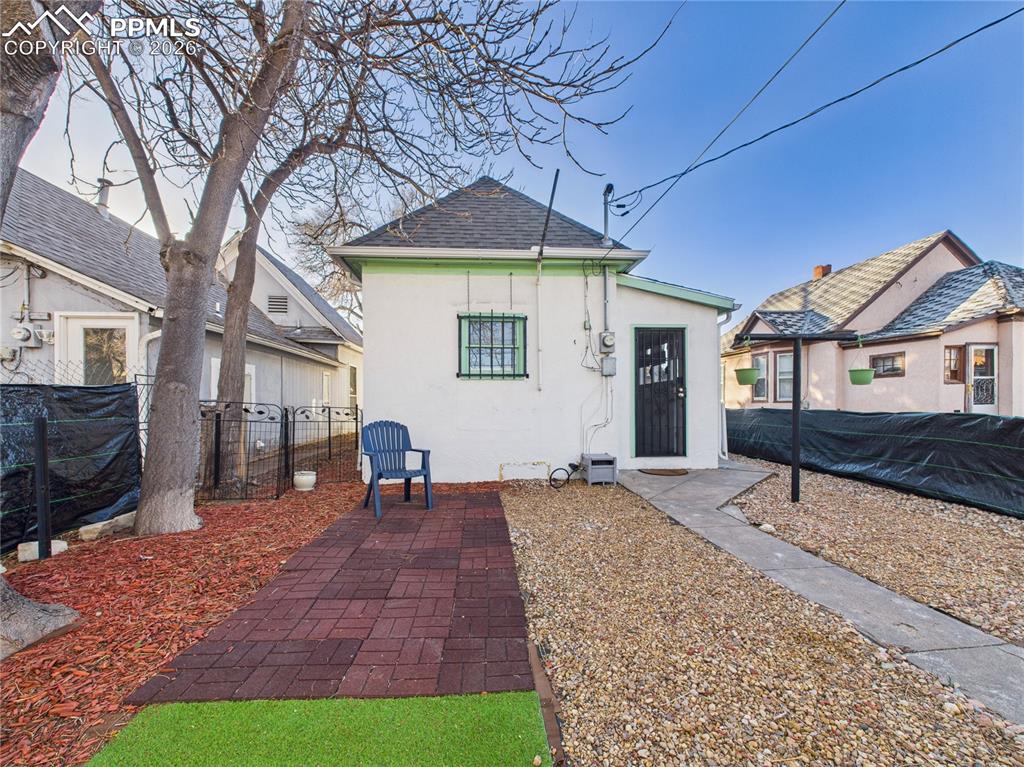 Image 32 of 33: Back of Structure