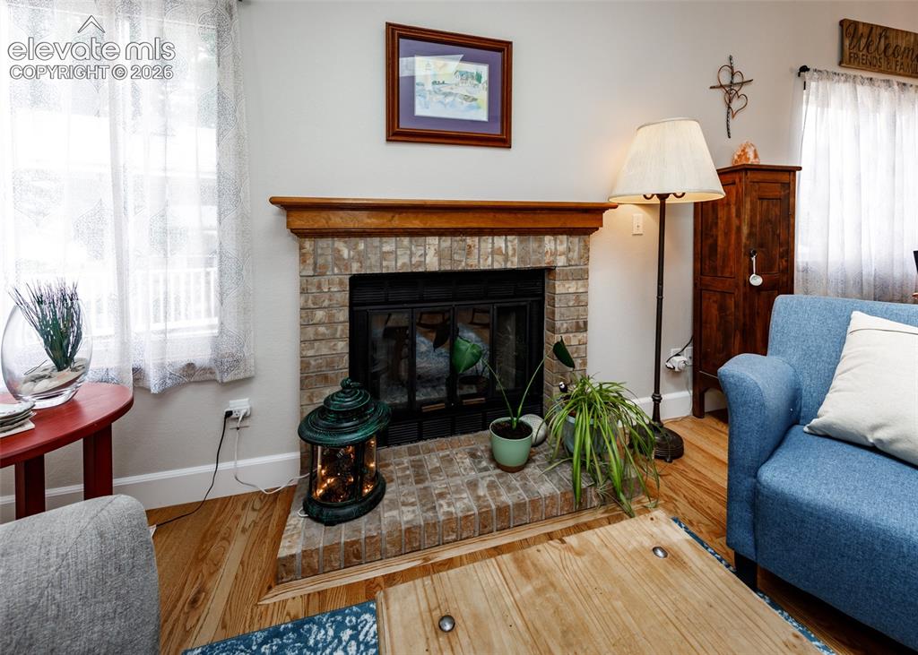 Image 17 of 48: Living Room