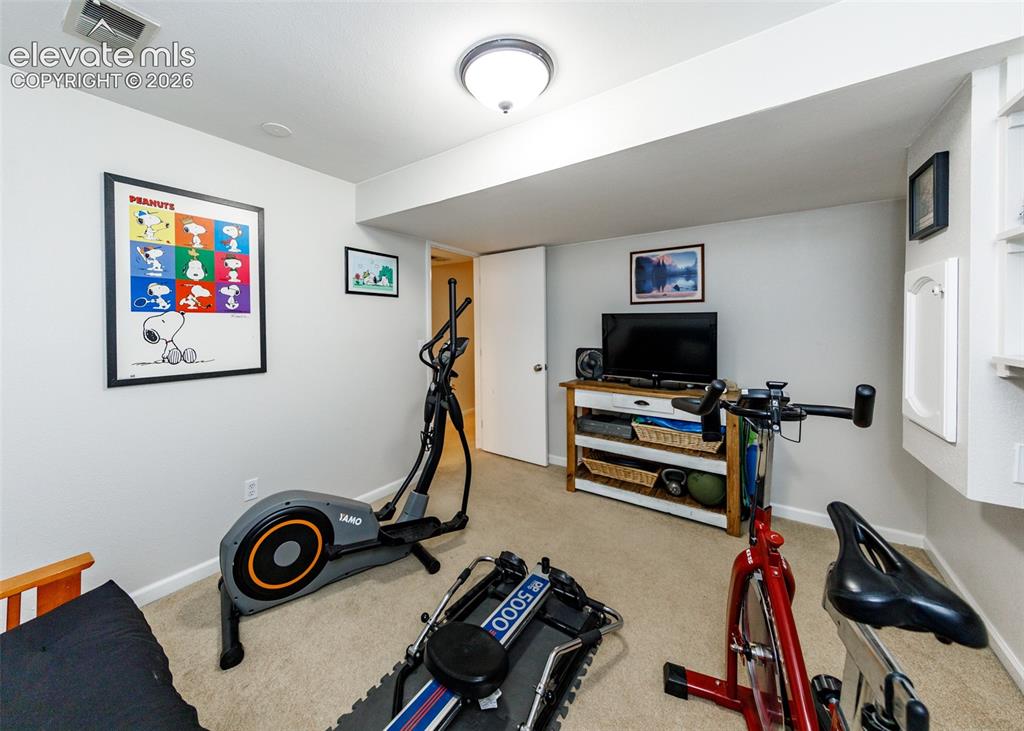 Image 40 of 48: Exercise Room