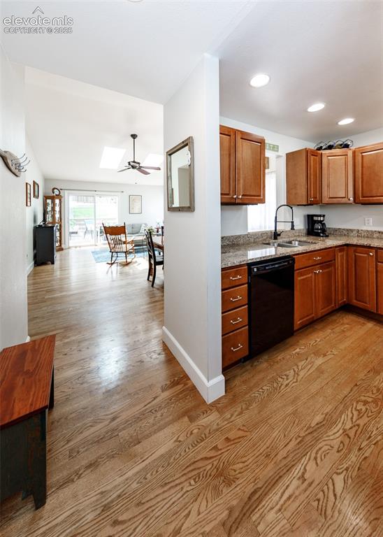 Image 6 of 48: Kitchen