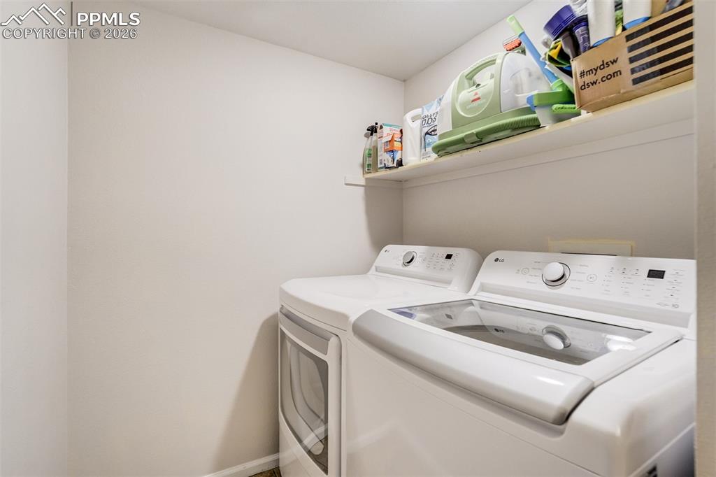 Image 19 of 49: Laundry