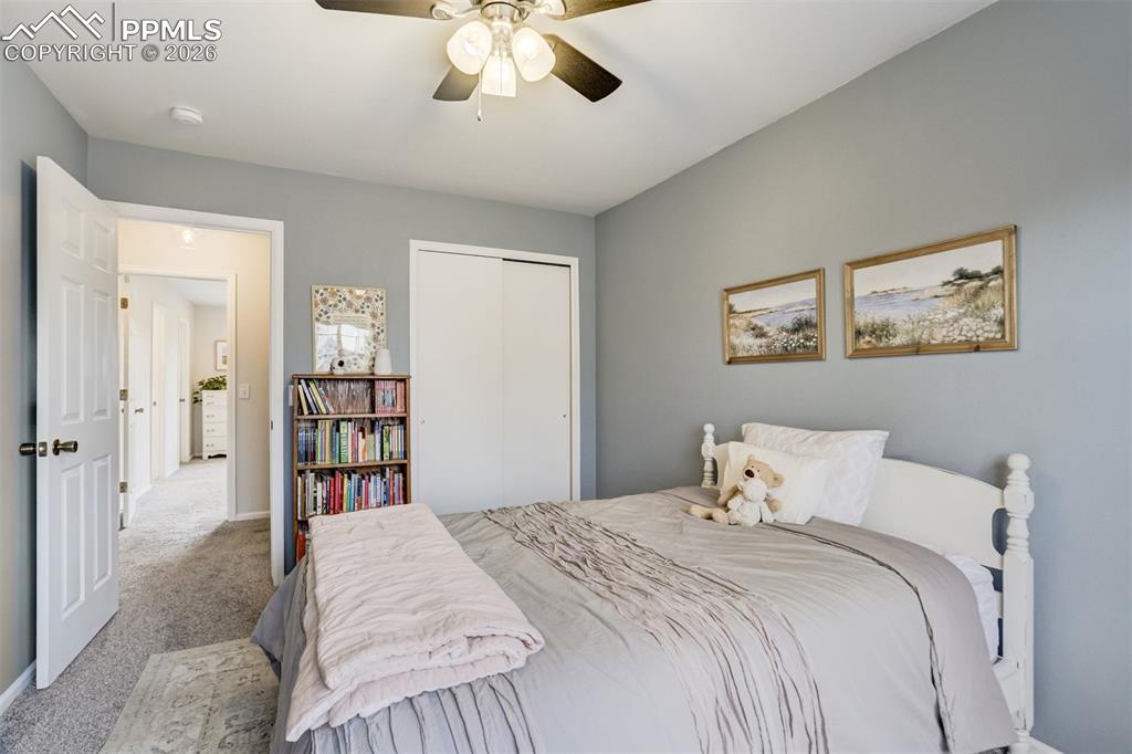 Image 28 of 49: Bedroom