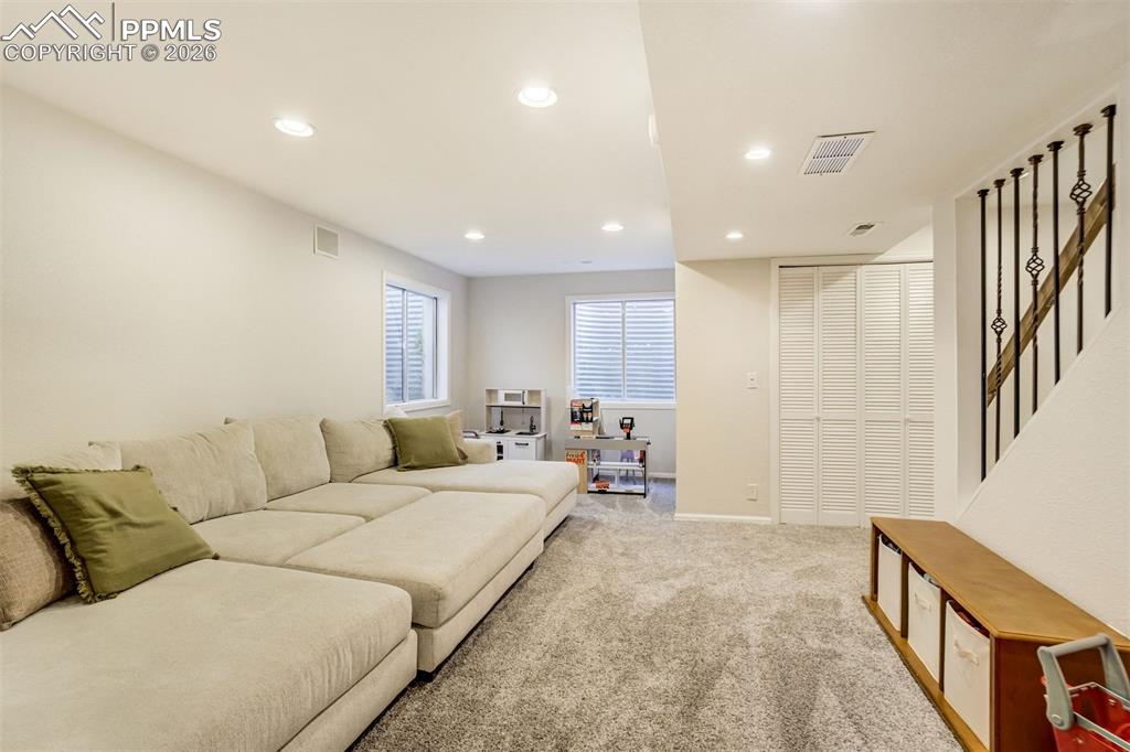 Image 34 of 49: Living Room