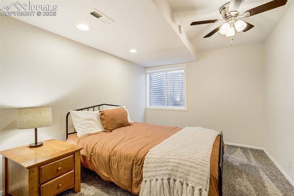 Image 35 of 49: Bedroom