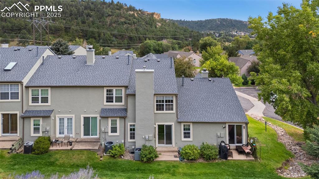 Image 19 of 31: New ProPex Plumbing Throughout!