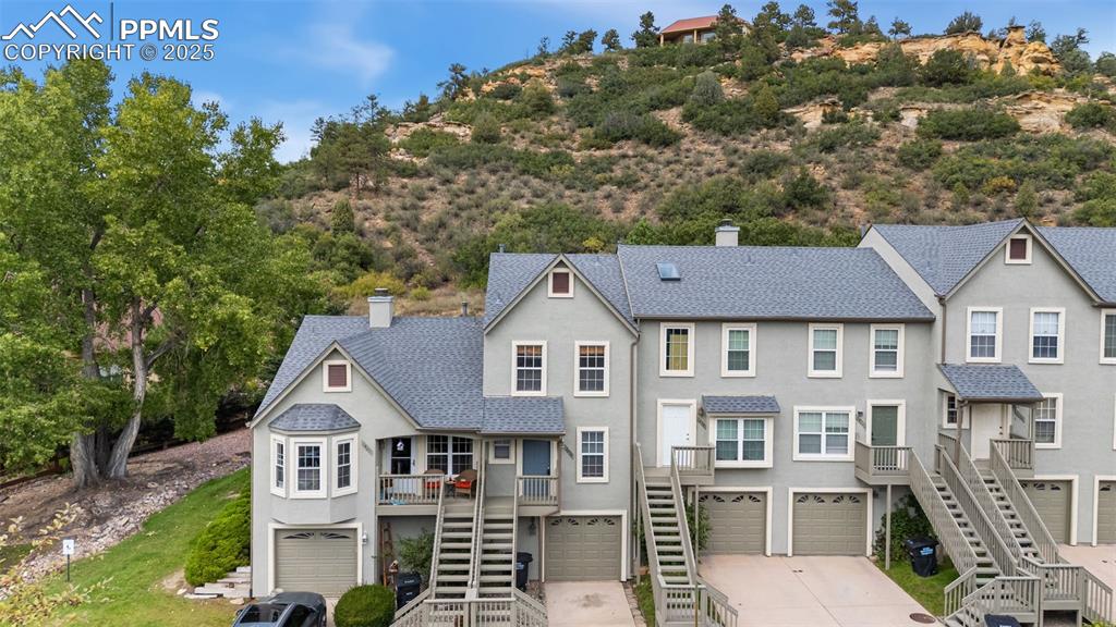Image 2 of 31: Attached One-Car Garage Plus Driveway!