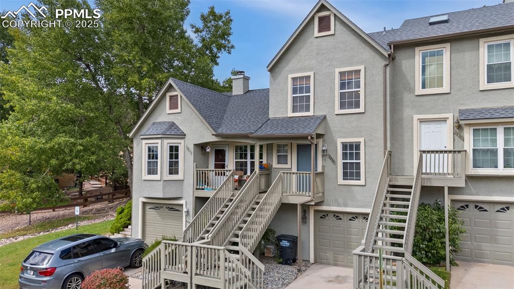 Image 27 of 31: Trash Removal Included in HOA!