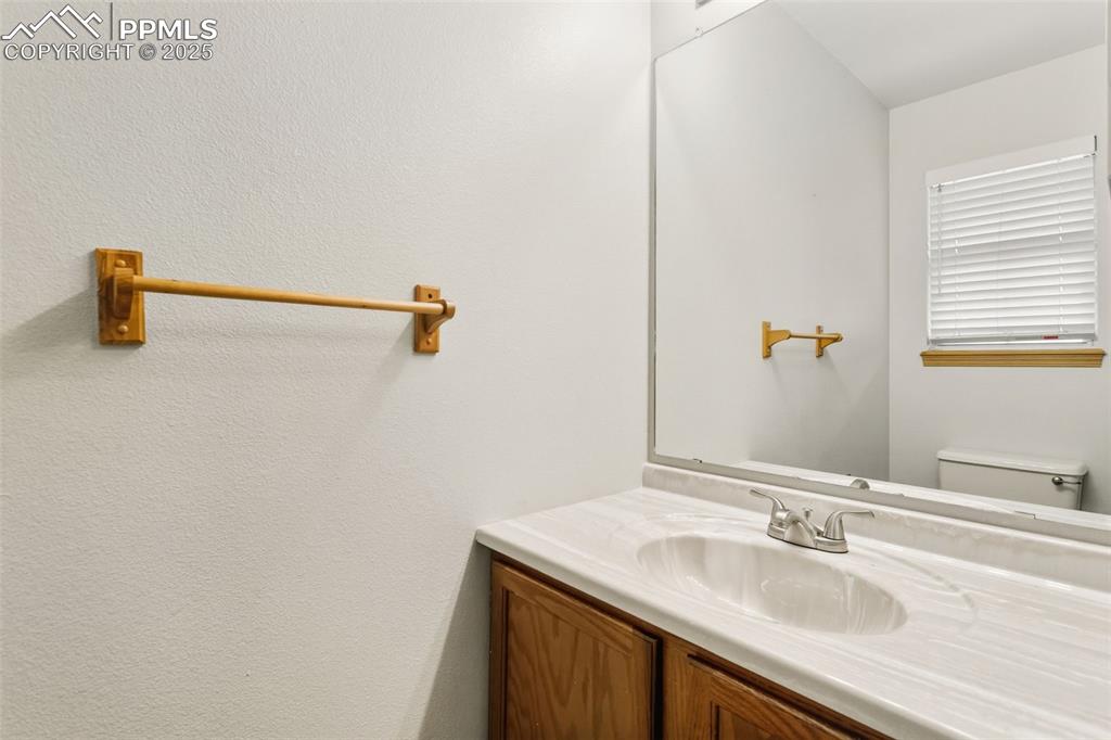 Image 5 of 31: Main Level Powder Room!