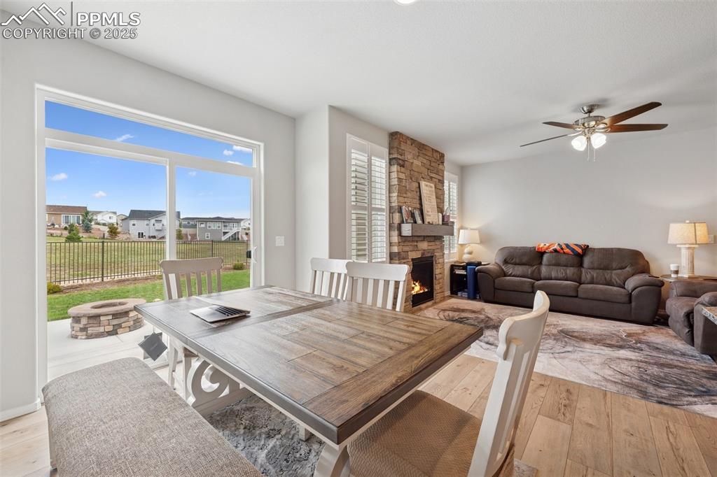 Image 10 of 30: Dining Area