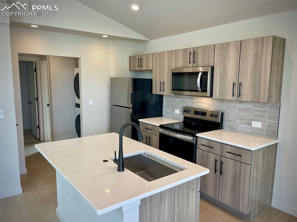 Image 11 of 20: No Description Available