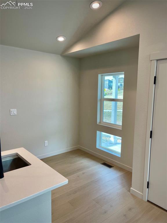 Image 15 of 20: No Description Available