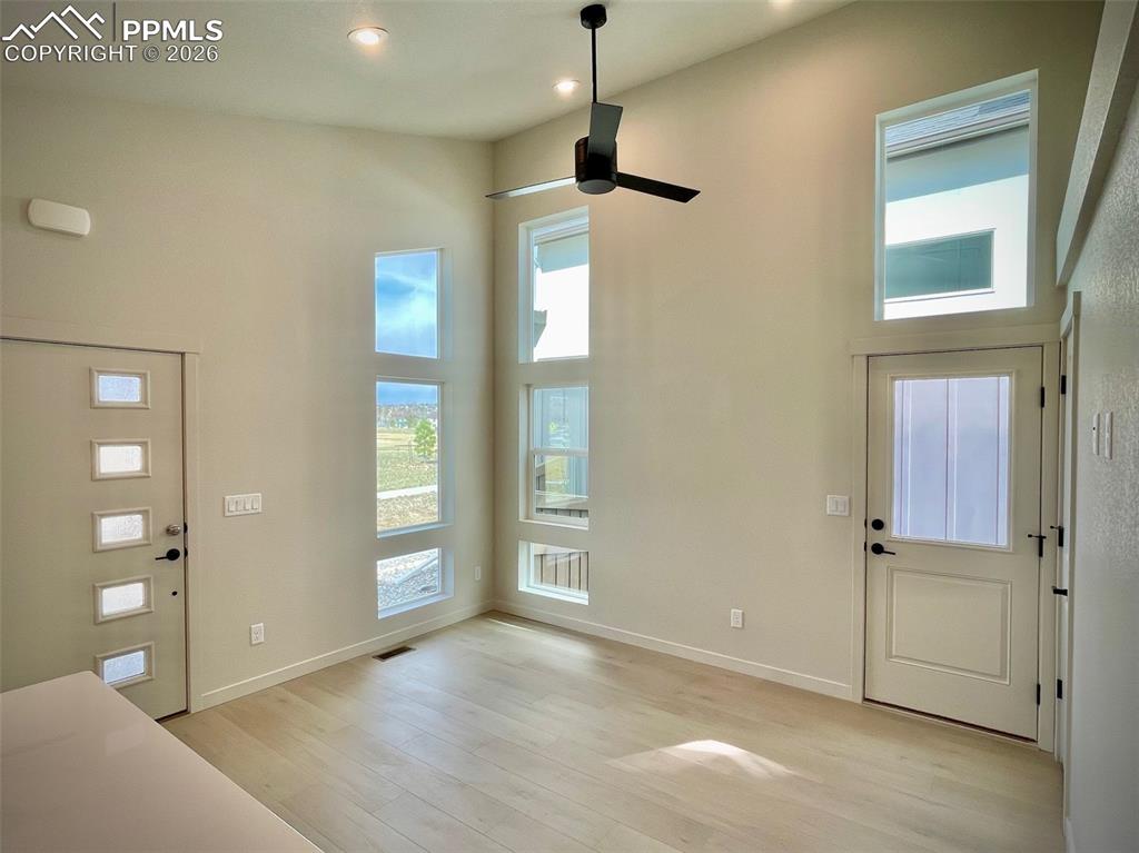 Image 3 of 20: No Description Available