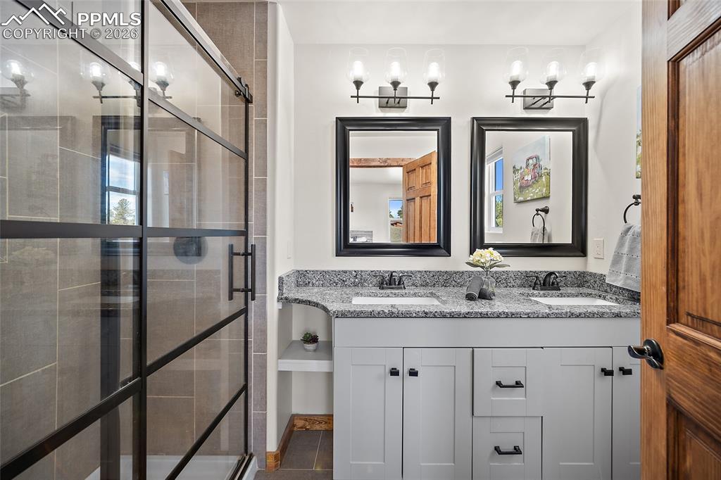 Image 33 of 45: Master Bathroom