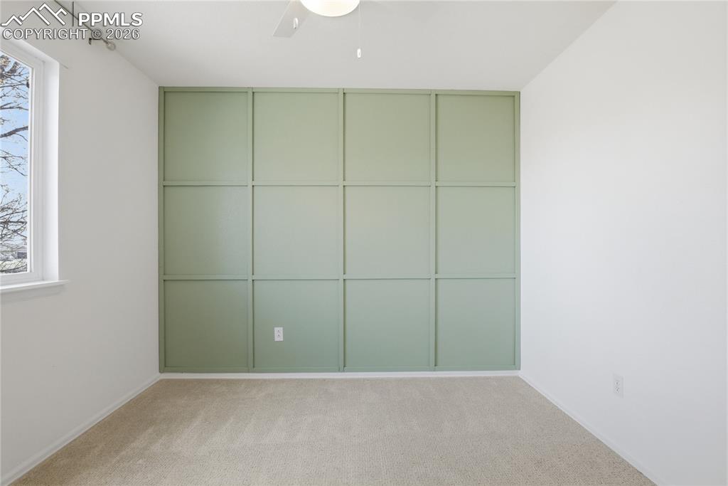 Image 19 of 42: Bedroom