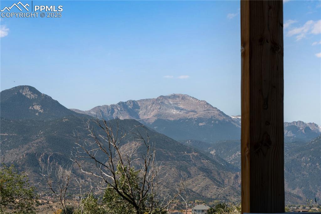 Image 25 of 45: View