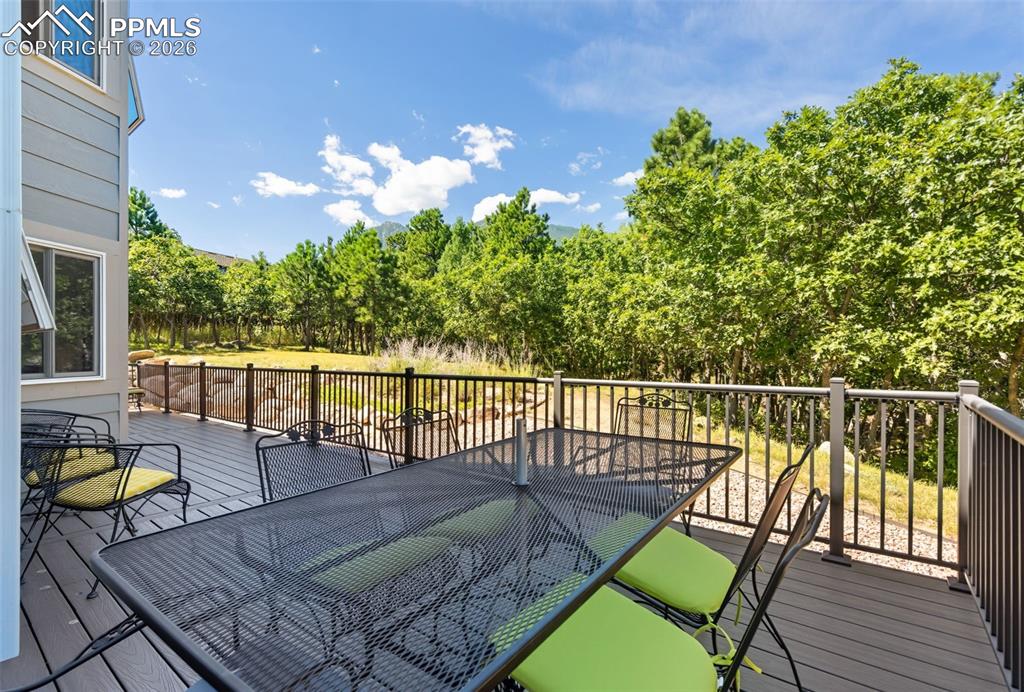 Image 19 of 42: Deck