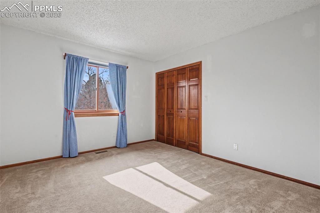 Image 30 of 42: Bedroom