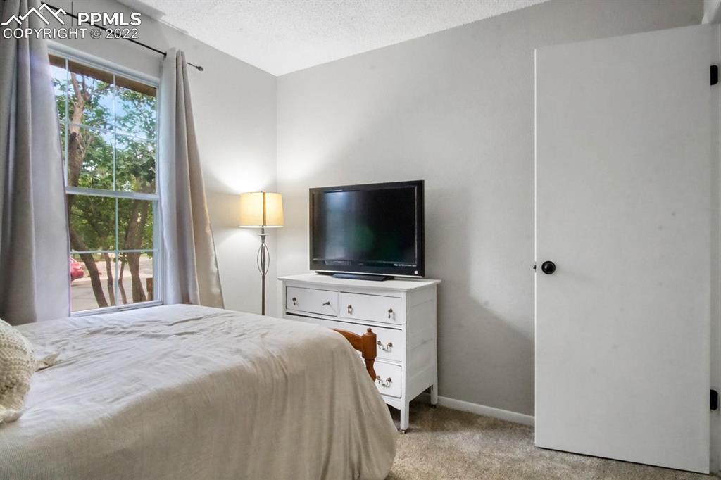 Listing 8465792, Image 24 of 28
