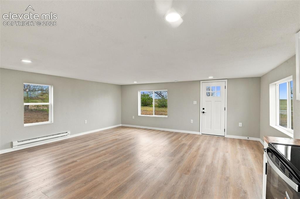 Image 11 of 41: Living Room