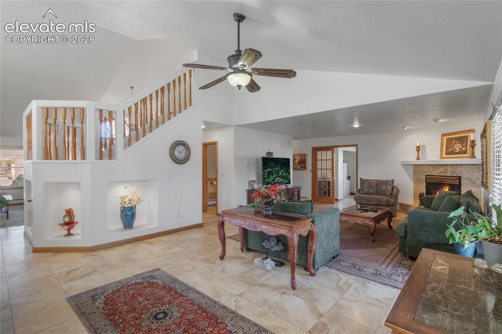 Image 16 of 41: Living Room