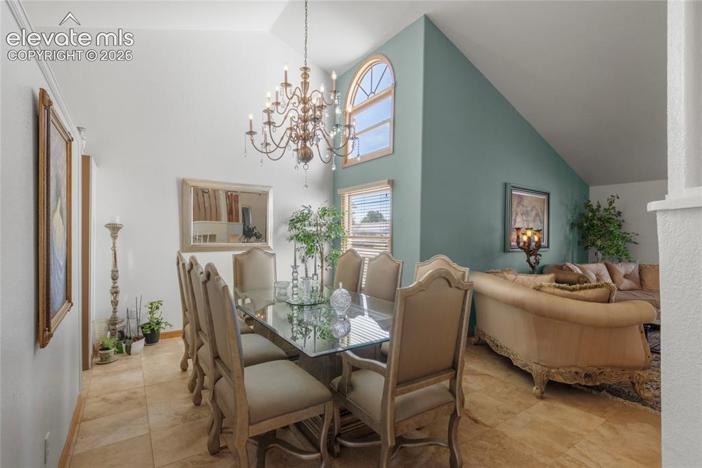 Image 9 of 41: Dining Area