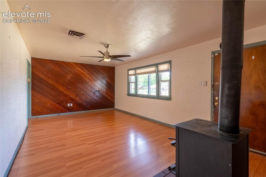 Image 8 of 26: Living Room