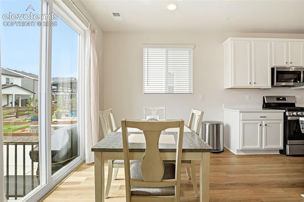 Image 12 of 47: Dining Area