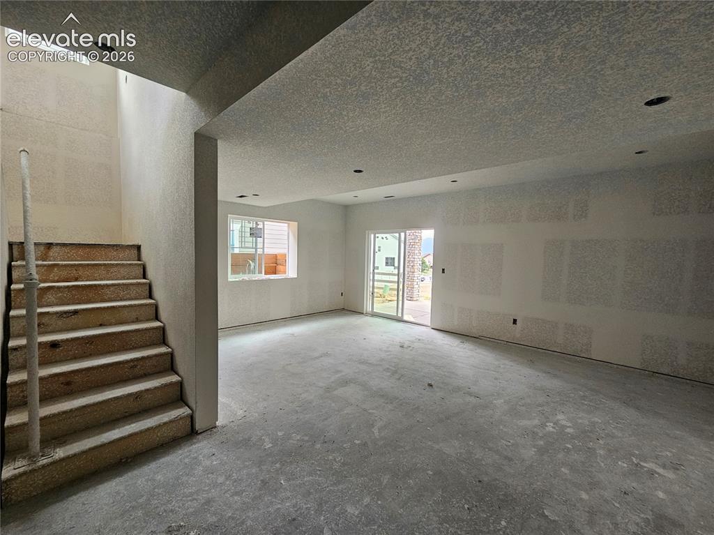 Image 9 of 16: Living Room