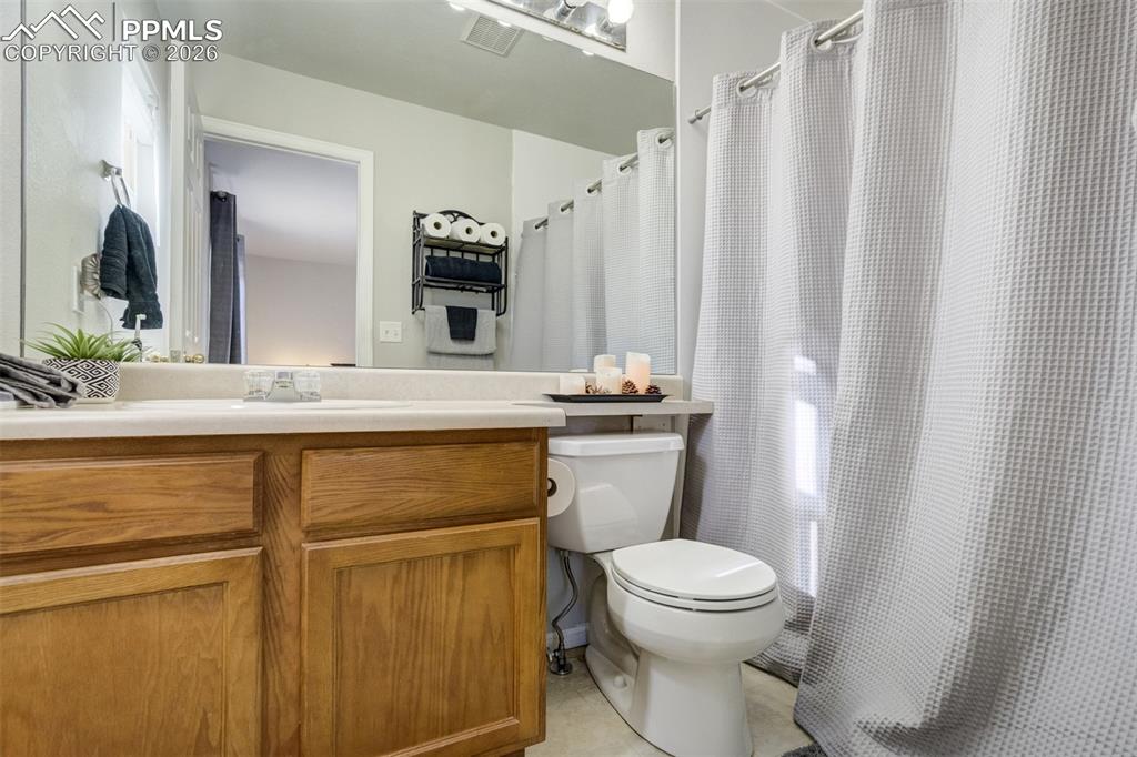 Image 22 of 33: Master Bathroom